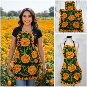 Mexican Embroidered Floral Zinacantan Artisan Apron